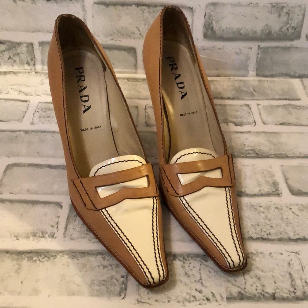Vintage Prada penny loafer styled,pointed toe pump